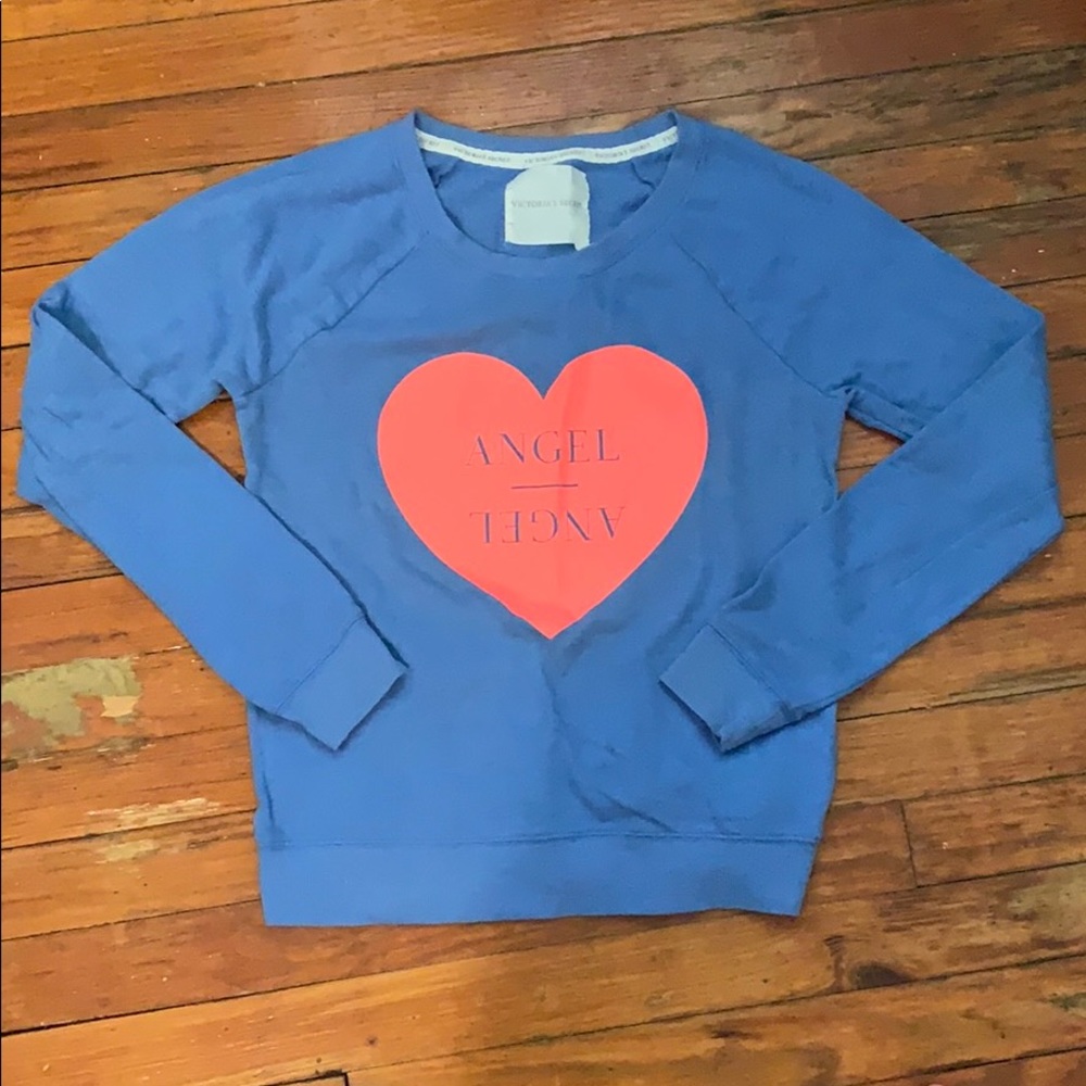 Victoria’s Secret sweater ❤️